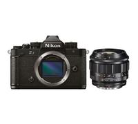 Nikon Z f + Voigtländer Nokton 50mm f/1.0 asferico nero