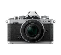 Nikon Z fc + DX 16-50 mm f/3.5-6.3 VR Edizione argento