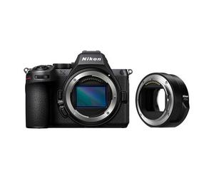 Nikon Z5 II + adattatore di montaggio FTZ II