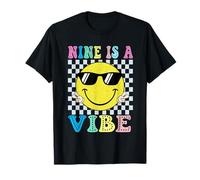 Nine Is A Vibe Birthday Groovy 9 Anni 9th Happy Birthday Maglietta