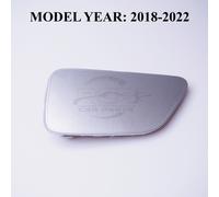 Nissan Leaf ZE1 Paraurti Anteriore tow hook cover Traino Tappo 2018-2022 Argento