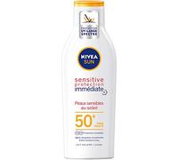 NIVEA SUN Latte solare Sensitive protezione immediata FPS 50+ (1 x 200 ml), protezione solare non profumata & resistente all'acqua, protezione solare texture leggera non grassa per pelli sensibili