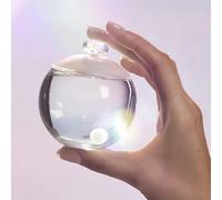 Noa 30ML Eau de Toilette da donna Note di testa: note verdi, fresia, pesca, peonia, muschio biancoNote di cuore: erba, giglio, gelsomino, ylang-ylang, mughetto, rosaNote di fondo: coriandolo, sandalo,