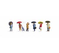 Noch – Persone sotto la pioggia – Scala H0 1:87