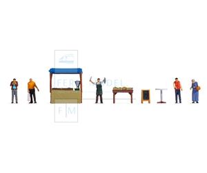 NOCH 16228 - Set figurini con bancarella a tema pescivendolo. Scala H0 1:87