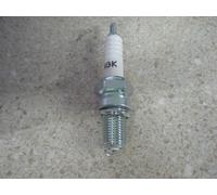 NOS NGK Candela Di Accensione Suzuki 86-88 GSX-R1100 2170 J9A