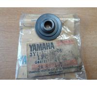 NOS OEM Yamaha Ritenzione Molla Valvola 1980-2013 SR250 TT250 XT250 3Y1-12117-01