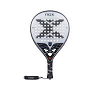 NOX Eleva il Tuo Gioco con HYBRID 3K NEXTGEN Scopri la racchetta da padel HYBRID 3K NEXTGEN di NOX, progettata per i giocatori avanzati che cercano un controllo superiore e una potenza straordinaria.
