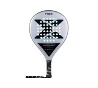 NOX Massima maneggevolezza con pieno controllo La racchetta da padel NOX AT10 GENIUS ULTRALIGHT è stata sviluppata appositamente per i giovani giocatori o gli adulti che cercano una racchetta ultraleg