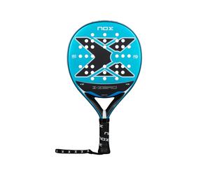 NOX Migliora il Tuo Gioco con la Racchetta da Padel Perfetta Scopri la potenza e la precisione della racchetta da padel firmata NOX. Progettata per chi cerca prestazioni elevate in campo, questa racch