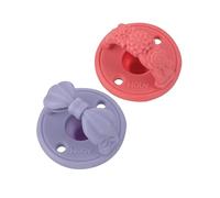 Nuby 3-D Sili Ciuccio Ciuccio con Manico Morbido e Due Fori Aria di Sicurezza, Confezione da 2, 0+ Mesi, Fiocco Viola e Fiori Rosa