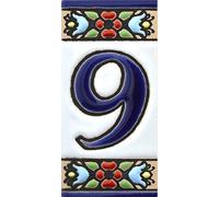 Numero casa.Insegna con numeri e lettere fatte di piastrelle ceramica dipinte a mano con la tecnica "cuerda seca", nomi indirizzi e segnaletica. Disegno FLORES MINI 7,3 cm x 3,5 cm (NUMERO NOVE "9")