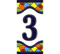 Numero casa. Insegna con numeri e lettere fatte di piastrelle di ceramica policroma, dipinte a mano con la tecnica "cuerda seca", nomi indirizzi e segnaletica. Testo personalizzabile. Disegno MOSAICO MEDIANO 10,9 cm x 5,4 cm. (NUMERO TRE "3")