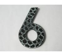 numero civico "6" SEI in ferro battuto verniciato nero a muro per edificio