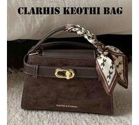 Nuova borsa premium da donna di colore solido alla moda, con sciarpa decorata con lettere, chiusura magnetica, manico superiore per il trasporto con una sola mano, tracolla regolabile per indossare a