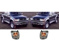 NUOVO Per Toyota Hilux 2002-2005 Indicatore Parafango Ant. Coppia L&R Luce