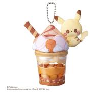 NUOVO Poke Piece Pikachu Caramel Parfait Peluche Charm-Pompon rimovibile con...