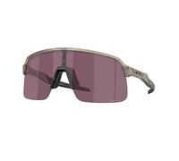 Oakley OO9463 Occhiali da sole Bundle: OO 9463 SUTRO LITE 946370 Inchiostro Grigio Opaco/Prizm Road Nero Policarbonato Standard e Guinzaglio Universale in Silicone Antiscivolo