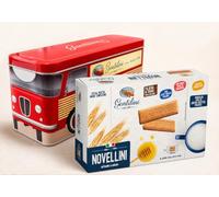 Offerta Colazione con Latta Portafette a Forma di Bus, Fette Biscottate Classiche 185g e Novellini al Latte e Miele 480g - Confezione Regalo da Collezione per gentilini 665g