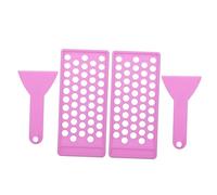 OFFIGAM Kit Per La Preparazione Del Lucidalabbra e Balsami Per Labbra Fai Da Te, Set 4 Pezzi Vassoio Per Riempire Rossetto Da 50 Fori e Spatola Flessibile, Utensile Per Cosmetici Fatti in Casa