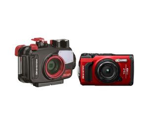 OM SYSTEM TG-7 + custodia subacquea PT-059 rosso