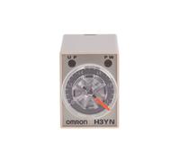 Omron H3YN-4 AC24, Timer Relay a pannello Montaggio su guida DIN