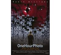 OneHourPhoto - Er weiss wo du wohnst!