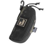 OneTigris Custodia tattica per occhiali, Molle Borsa per occhiali, impermeabile, per uomo e donna, occhiali da ciclismo, Camo nero, 16,5 x 7,6 x 6,5 cm (6,5 x 3 x 2,6 Zoll)