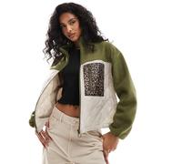 Only - Giacca in pile effetto teddy color kaki e crema con tasca leopardata-Verde 34