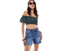 ONLY - Pantaloncini di jeans ampi blu lavaggio medio con dettaglio allacciato 36