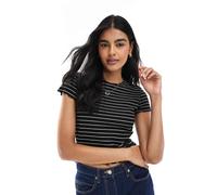 ONLY - Top a maniche corte nero e bianco a righe con bordi smerlati 40