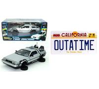 OPO 10 - Auto 1:24 + Replica a grandezza Naturale della Targa Outatime dei Volanti Delorean Compatibile con del Film Back TO The Future 2 (PF09)