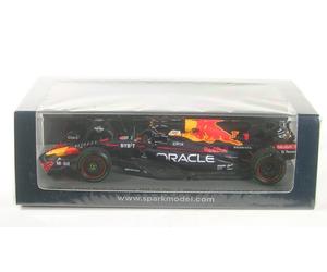Oracle Rosso Bull Racing RB18 No.1 ( 1:43 Spark ) Vincitore Giapponese Gp And