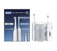 Oral-B Idropulsore con 1 Beccuccio Oxyjet, 1 Beccuccio Con Getto D’acqua, 1 Spazzolino Elettrico IO4, 2 Testine Di Ricambio. 1 Idropulsore
