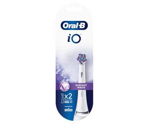 Oral-B iO - Testina per spazzolino elettrico, con setole angolate, per rimuovere la placca più profonda, con petali di lucidatura per lo sbiancamento dei denti, confezione da 2 pezzi, colore bianco