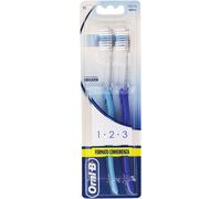 Oral-B ORALB 123 INDICATOR SPAZZOLINO MANUALE SETOLE 35 MEDIE 2 PEZZI