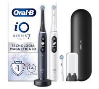 Oral-B Spazzolino Elettrico Ricaricabile iO 7 Bianco e Nero, 3 Testine di Ricambio, 1 Custodia Da Viaggio,. Confezione Doppia. 2 Spazzolini