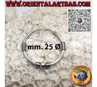 Orecchini a cerchio in argento 925‰ con sfera e 3 inserti di filo da 25 Mm di Ø