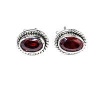 Orecchino a bottone con rara pietra preziosa di granato rosso naturale 8x6mm | placcato argento | forma ovale, solitario sfaccettato, placcato, stile minimalista per unisex |LK_VSTD_0883