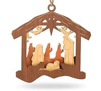 Ornamenti natalizi in legno con design da appendere per decorazioni per la casa festiva, tema religioso ispiratore.