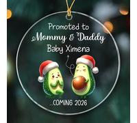 Ornamenti natalizi personalizzati promossi a mamma e papà 2025, regalo di ornamento del bambino in arrivo 2026, data di scadenza personalizzata e nome Ornamenti in arrivo dell'avocado, regalo di