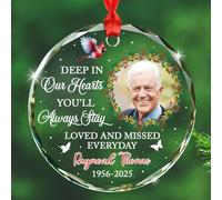 Ornamento commemorativo personalizzato in vetro regalo per la perdita della persona cara, Deep in Our Hearts You'll Always Stay Loved Ornamento Natale 2025, nome personalizzato foto commemorativo