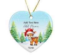 Ornamento in ceramica per amanti dei cervi Natale 2025, testo personalizzato e nome cervo, regalo di Natale per mamma, papà, bambini, animale che indossa cappello di Babbo Natale, decorazione
