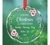 Ornamento in vetro per il primo Natale come una famiglia di 5 regali per nuovi genitori bambini, personalizzato il nostro primo Natale come una famiglia di cinque ornamenti 2025, nomi personalizzati
