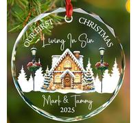 Ornamento personalizzato Our First Christmas Living in Sin Glass, Incontri Coppie Albero di Natale 2025 Ornamento, 1st Xmas Living in Sin Keepsake Regalo per fidanzato fidanzata, Nomi personalizzati