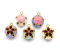 OSOLADY Campanelli Creativi in Rame con Fiore a Cinque Petali Traforato, Accessori Sospesi con Cordoncino per Fai-da-Te, Regalo Festivo per Uomini e Donne
