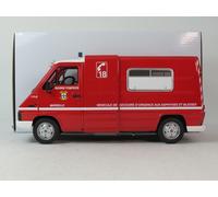 Ottomobile Renault Master T30D Pompiers Marseille 1980 1/18 OT1107