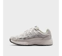Nike Sportswear Sneaker 'P-6000' beige / grigio chiaro / argento Bambini - Bimbo - Ragazzo (taglie 140-176) - Scarpe - Sneakers Nike Sportswear 39