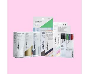 PACCHETTO MATERIALI STARTER KIT ACCESSORI PER CRICUT JOY 8001961 VINILI PENNE