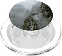 Paesaggio nebbioso del passaggio di avvolgimento della scogliera della strada di montagna PopSockets PopGrip per MagSafe